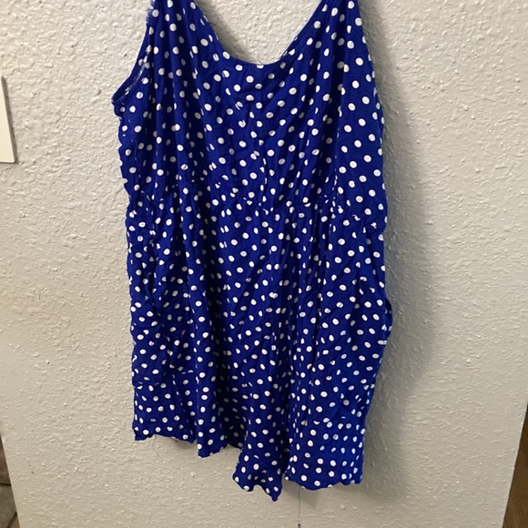Blue white polkadot romper with pockets - Picture 6 of 6